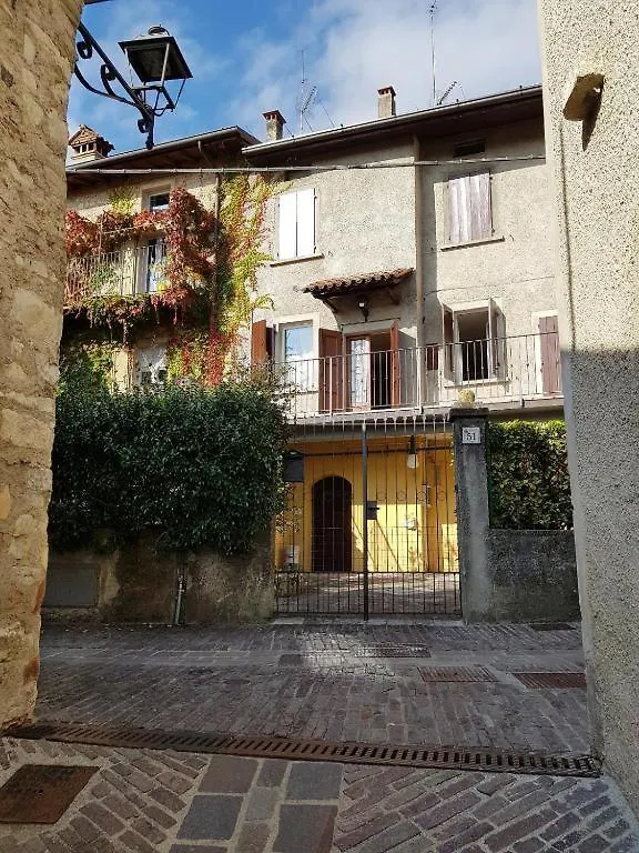 Il Cortiletto Daire Gargnano